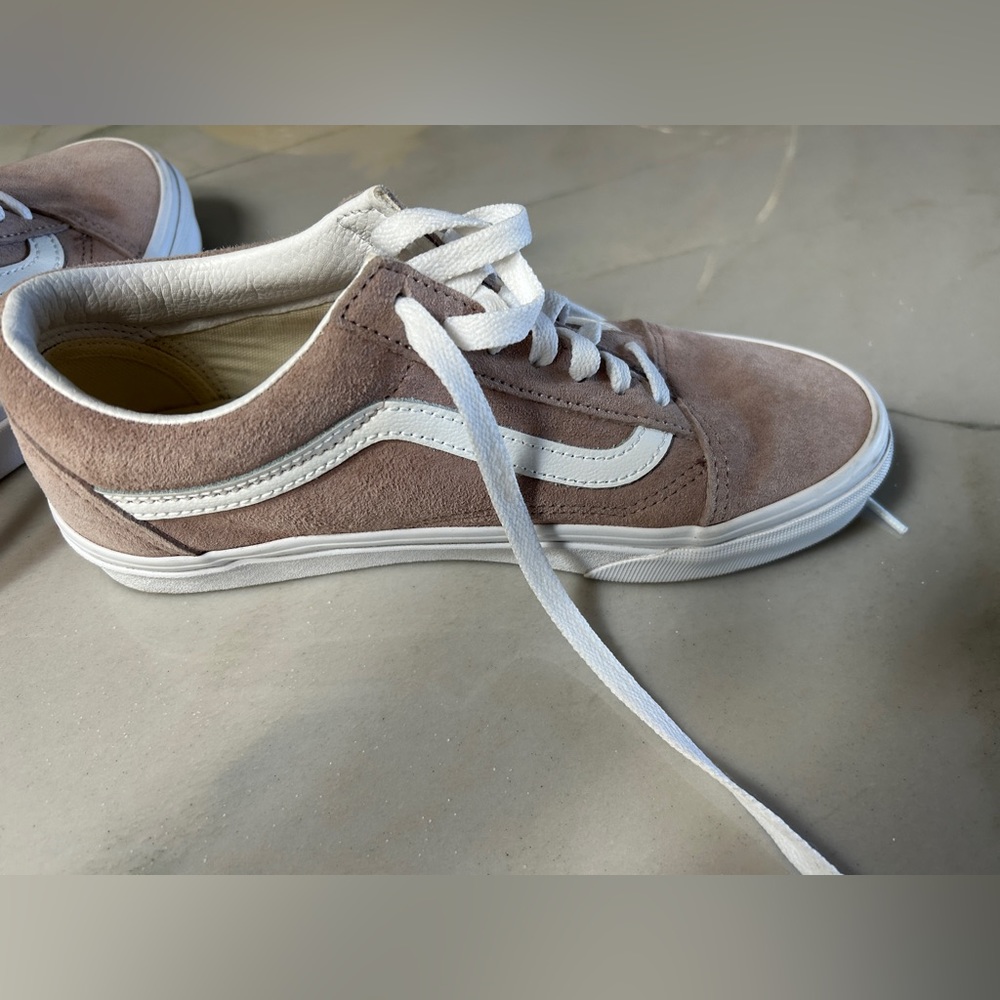 Pink suede VANS